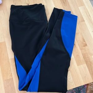 Black and blue Nike leggings